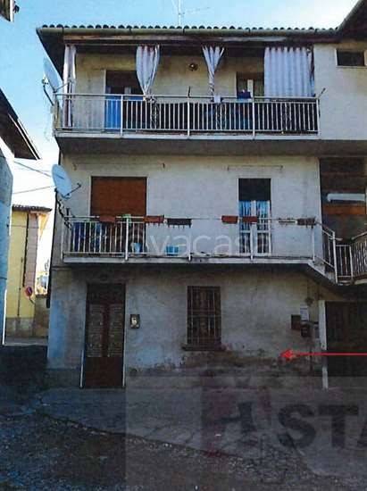 appartamento in vendita ad Erba