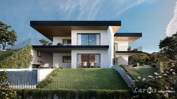 appartamento in vendita ad Erba