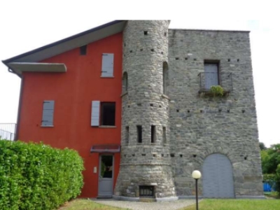 appartamento in vendita ad Erba