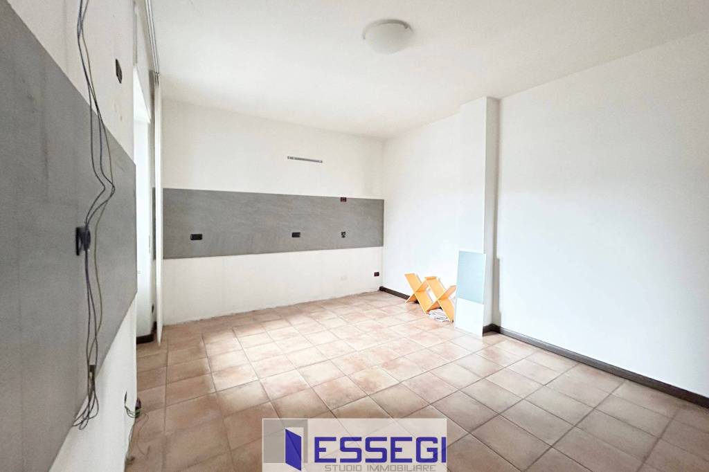 appartamento in vendita ad Erba