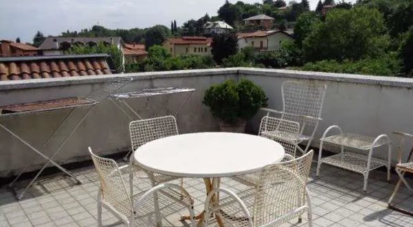 appartamento in vendita ad Erba