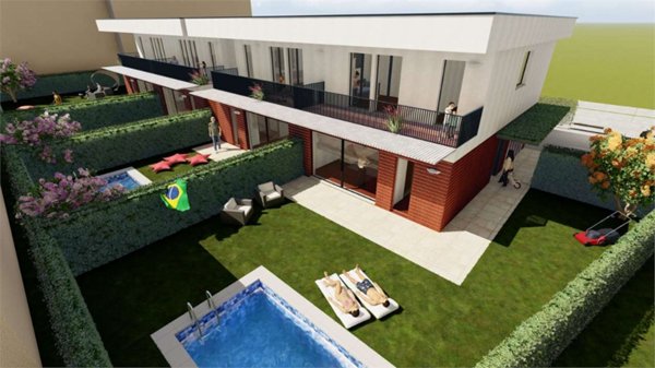 casa indipendente in vendita ad Erba