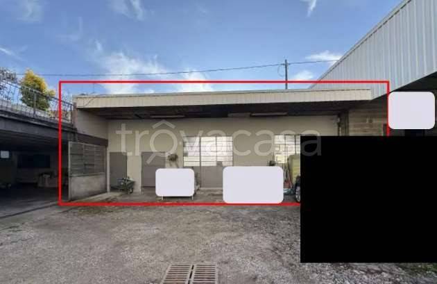 appartamento in vendita ad Erba