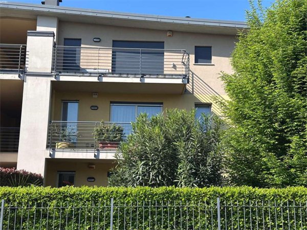 appartamento in vendita ad Erba