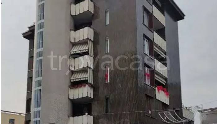 appartamento in vendita ad Erba