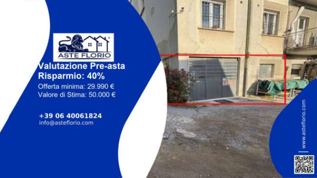 locale commerciale in vendita ad Erba