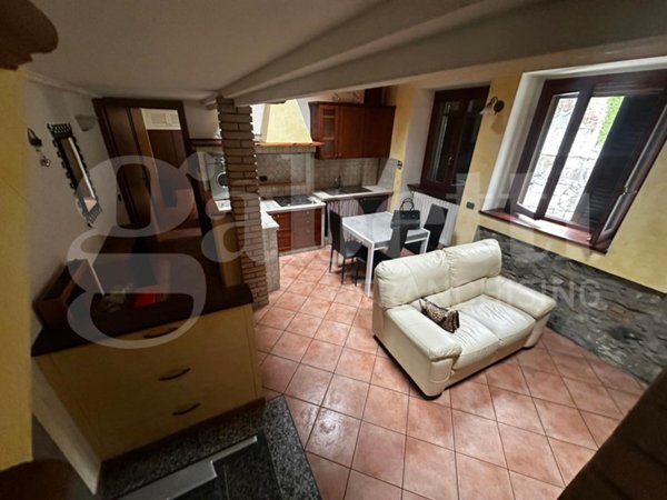 appartamento in vendita ad Erba