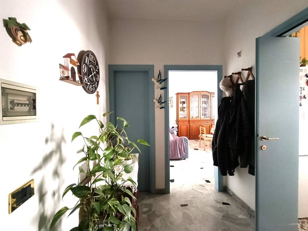 appartamento in vendita ad Erba