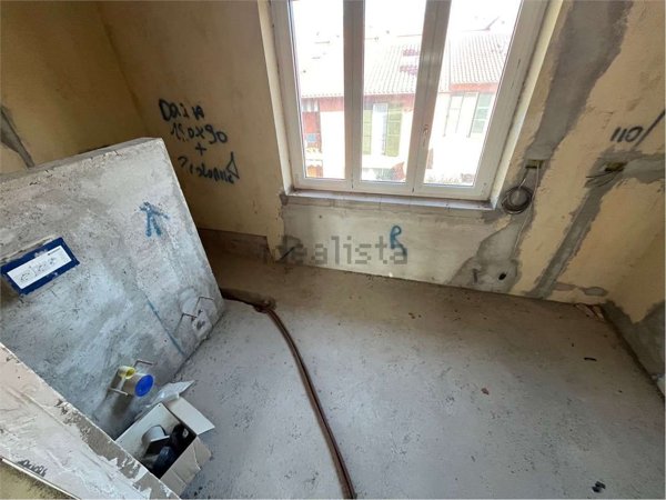 appartamento in vendita ad Erba