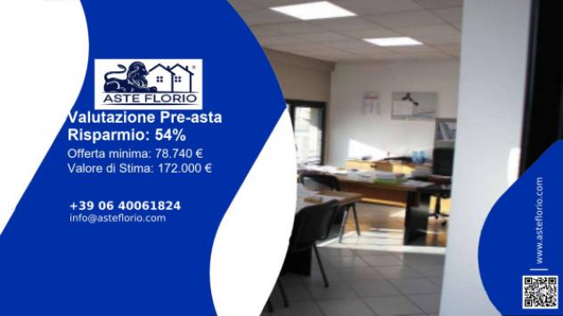 ufficio in vendita ad Erba