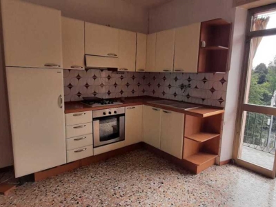 appartamento in vendita ad Erba