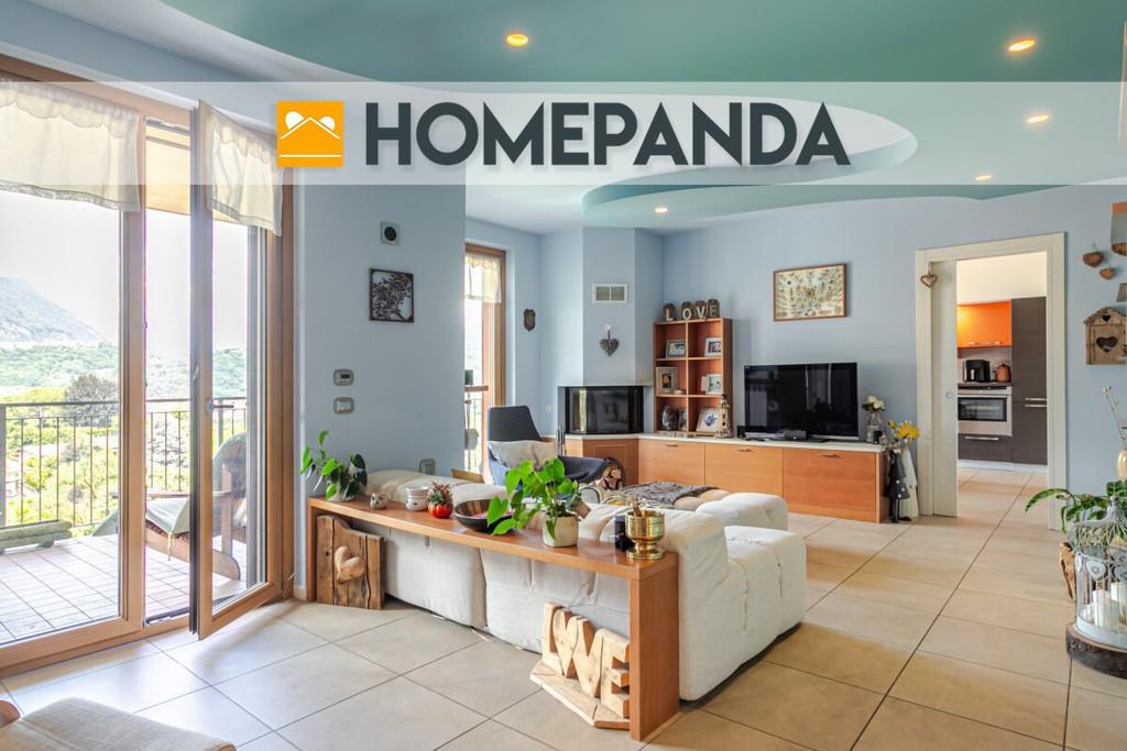 appartamento in vendita ad Erba