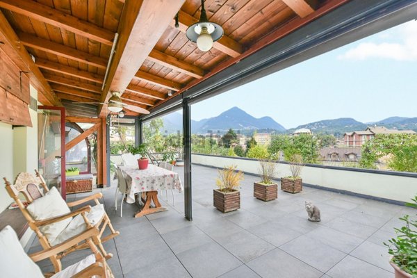 appartamento in vendita ad Erba