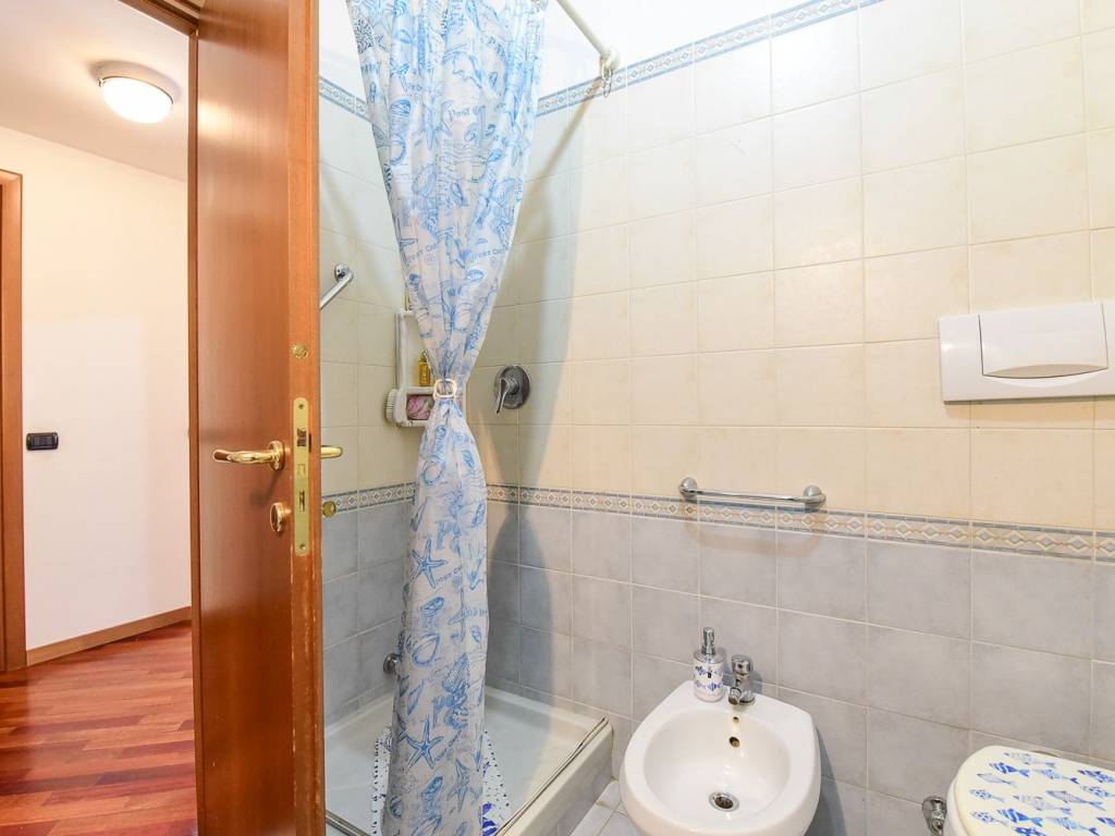 appartamento in vendita ad Erba