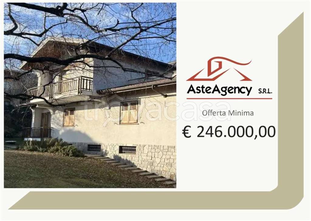 appartamento in vendita ad Erba