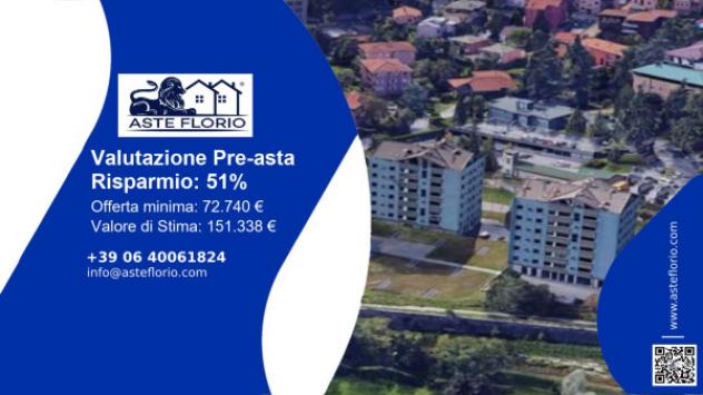 appartamento in vendita ad Erba