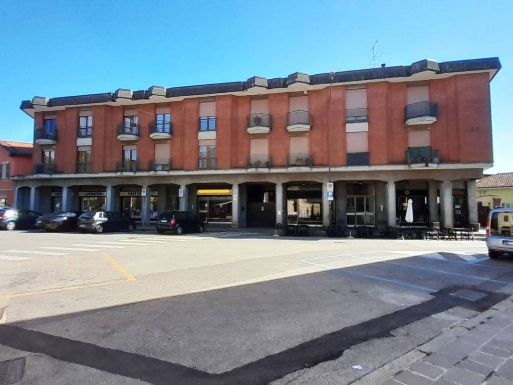 ufficio in vendita ad Erba