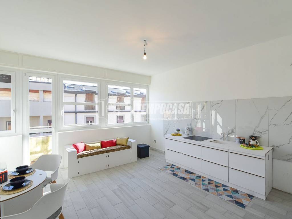 appartamento in vendita ad Erba