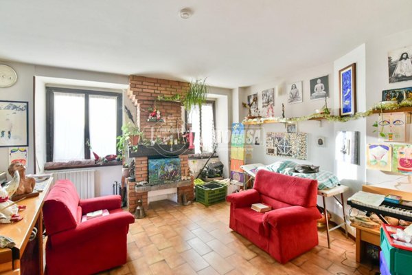 appartamento in vendita ad Erba