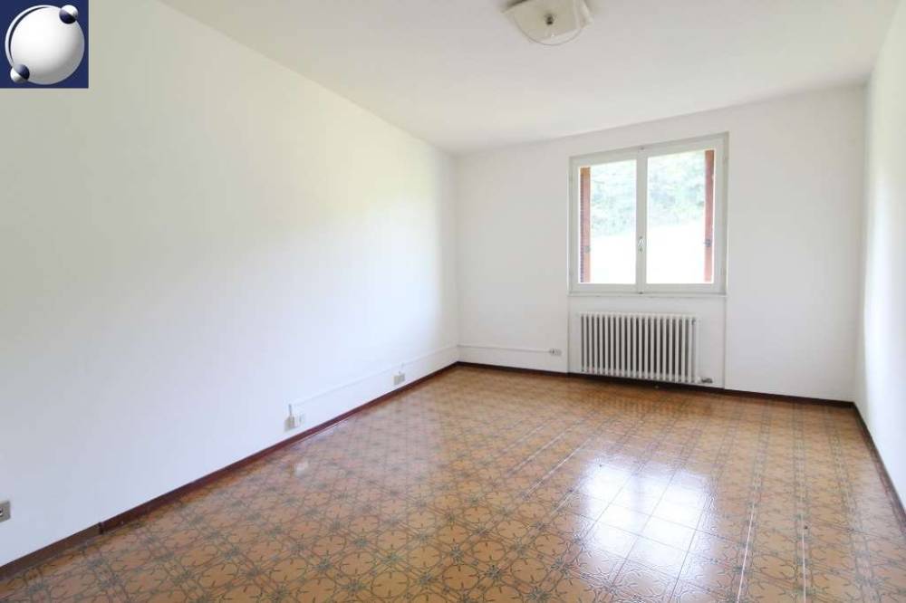 appartamento in vendita ad Erba