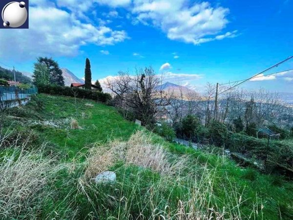 terreno agricolo in vendita ad Erba