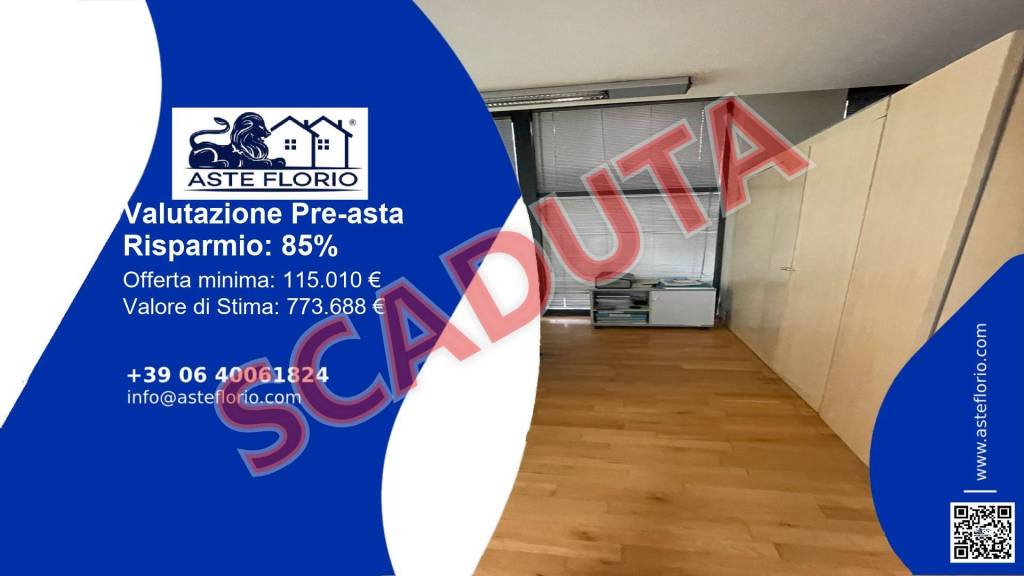 ufficio in vendita ad Erba