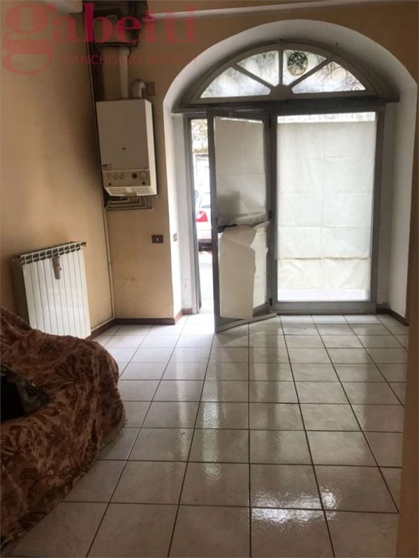 appartamento in vendita ad Erba