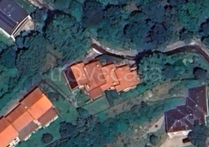 ufficio in vendita ad Erba