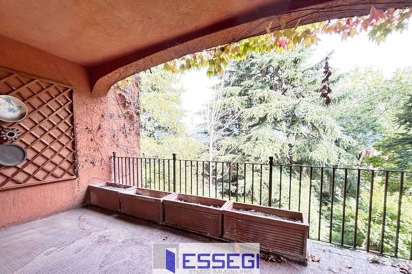 appartamento in vendita ad Erba