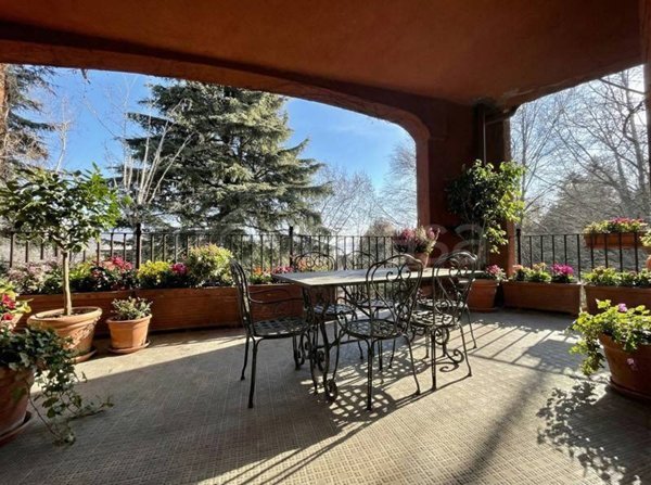 appartamento in vendita ad Erba