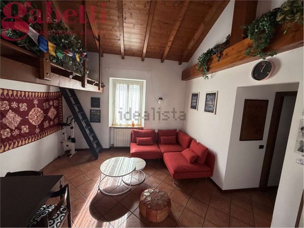 appartamento in vendita ad Erba