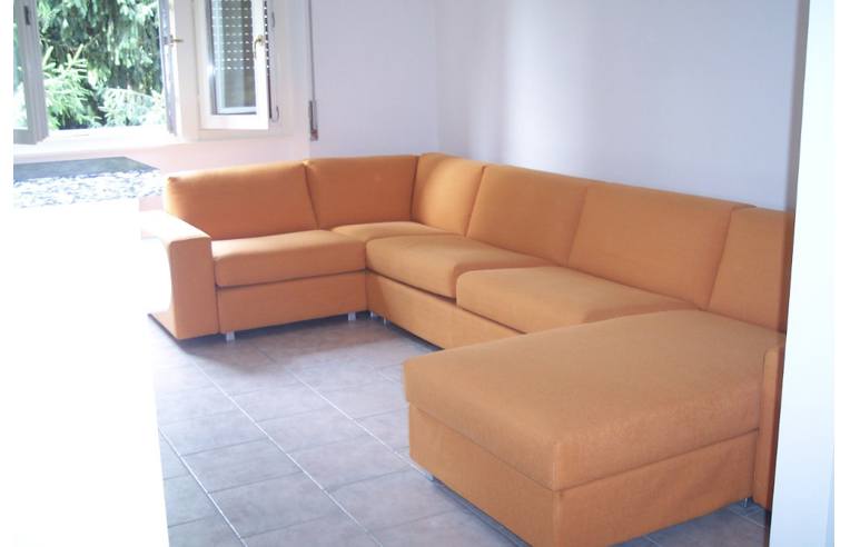 appartamento in vendita ad Erba