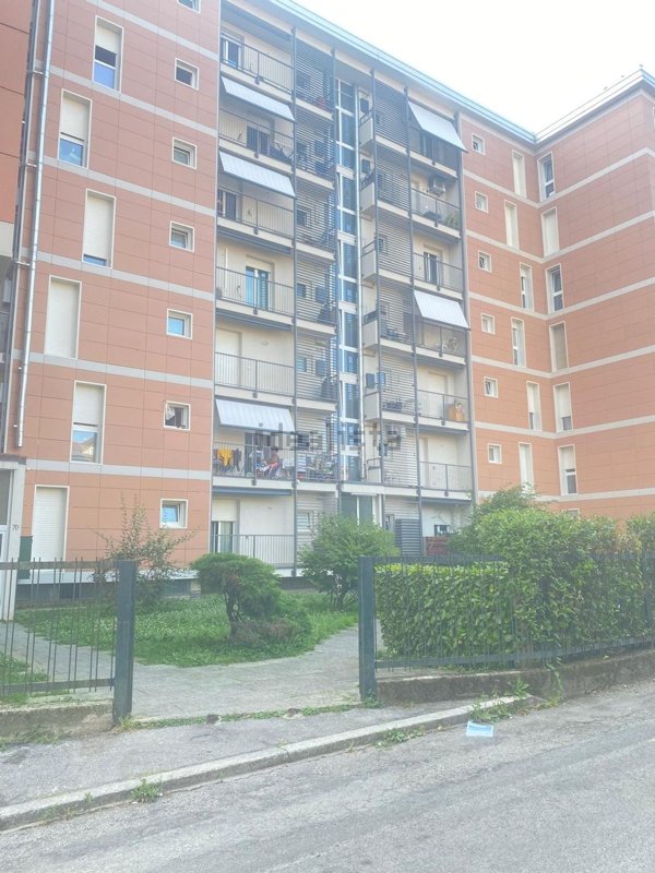 appartamento in vendita ad Erba