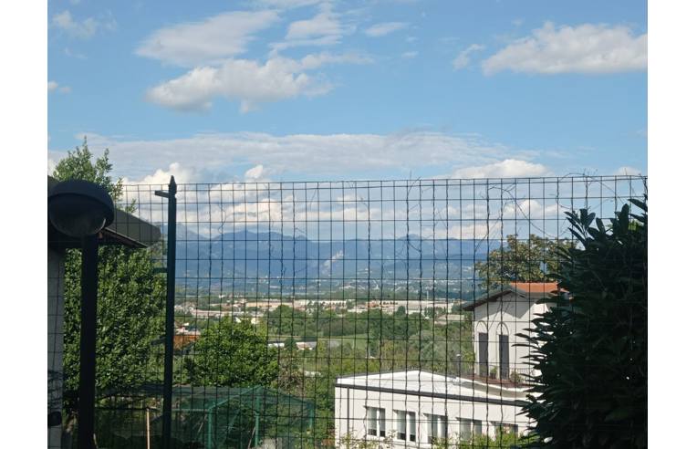 appartamento in vendita ad Erba