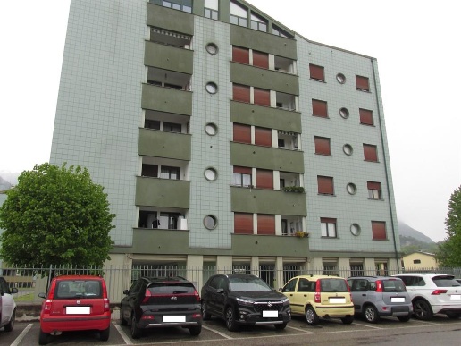 appartamento in vendita ad Erba