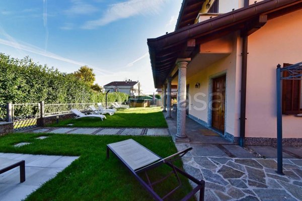 appartamento in vendita ad Erba