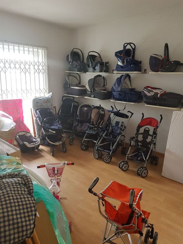 ufficio in vendita ad Erba