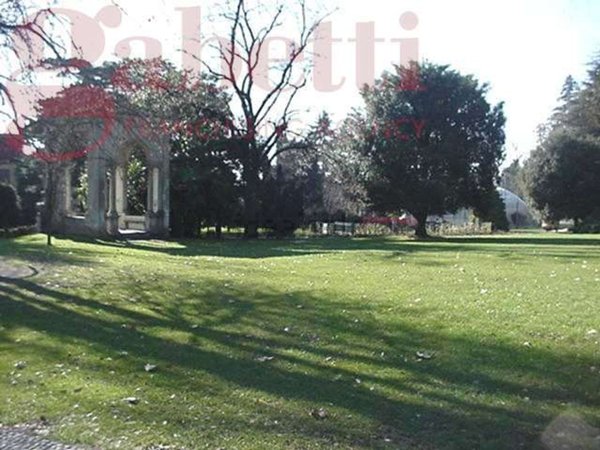 ufficio in vendita ad Erba