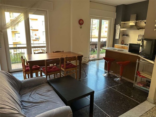 appartamento in vendita ad Erba