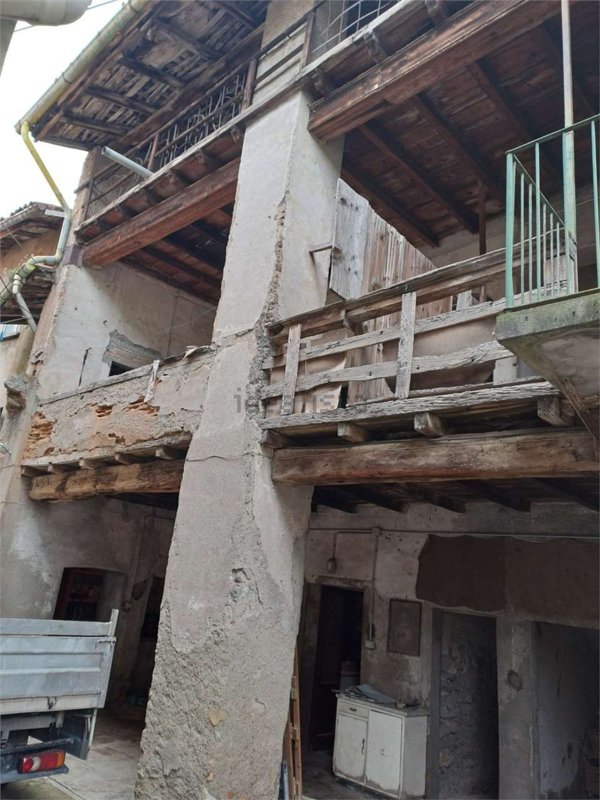 appartamento in vendita ad Erba