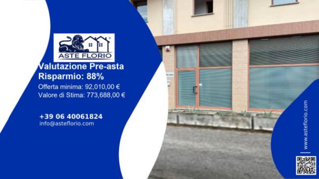 ufficio in vendita ad Erba