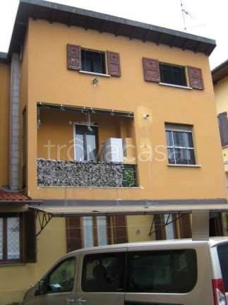 appartamento in vendita ad Erba