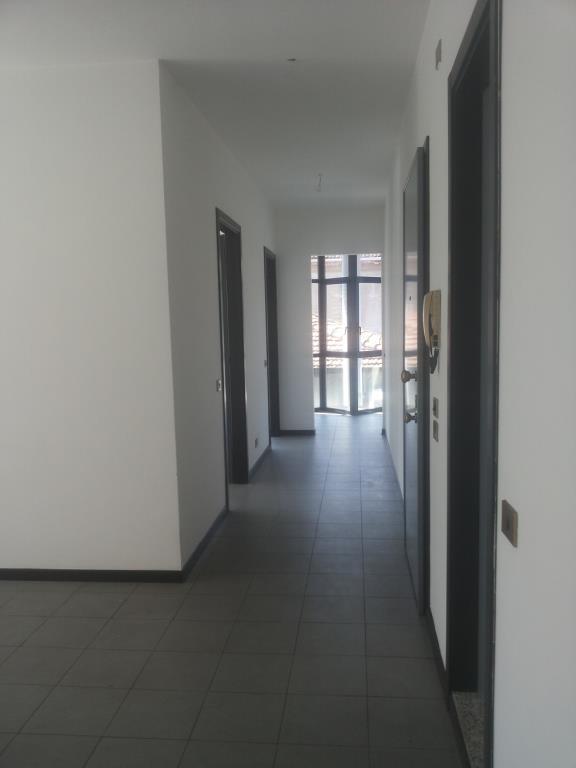 appartamento in vendita ad Erba