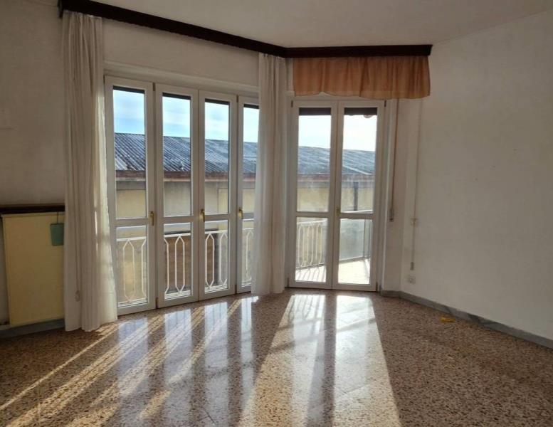 appartamento in vendita ad Erba