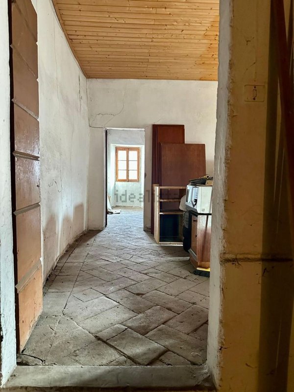 casa indipendente in vendita ad Erba