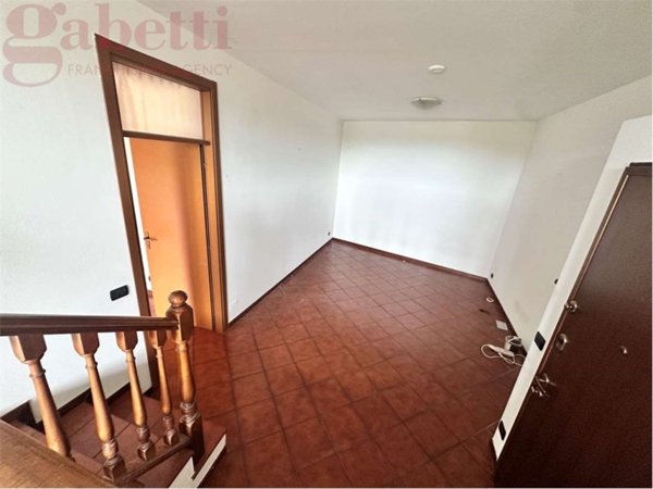 appartamento in vendita ad Erba