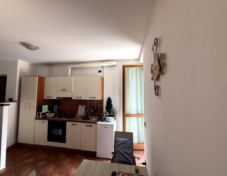 appartamento in vendita ad Erba