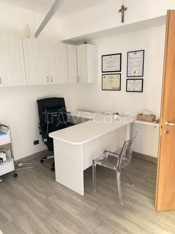 appartamento in vendita ad Erba