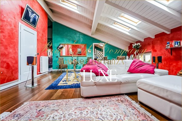 appartamento in vendita ad Erba