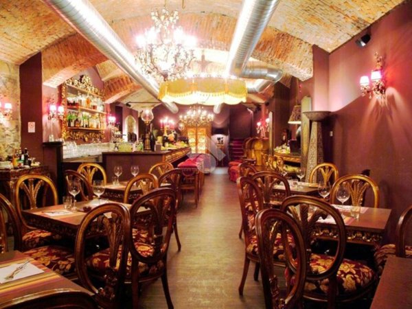 negozio in vendita ad Erba